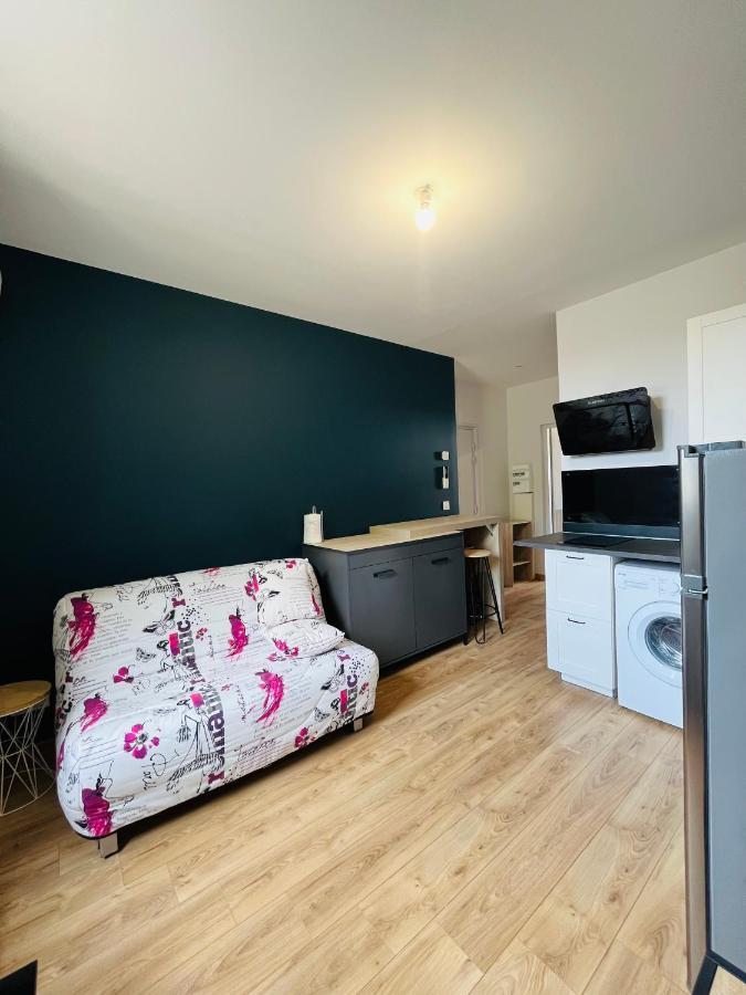 Chez Oma I 1 Appartement Independant Opi I 3 Chambres Privatives Avec Salle D Eau Et Salon Commun Cuisine Commune Wc Commun Patio Commun Awinion Zewnętrze zdjęcie