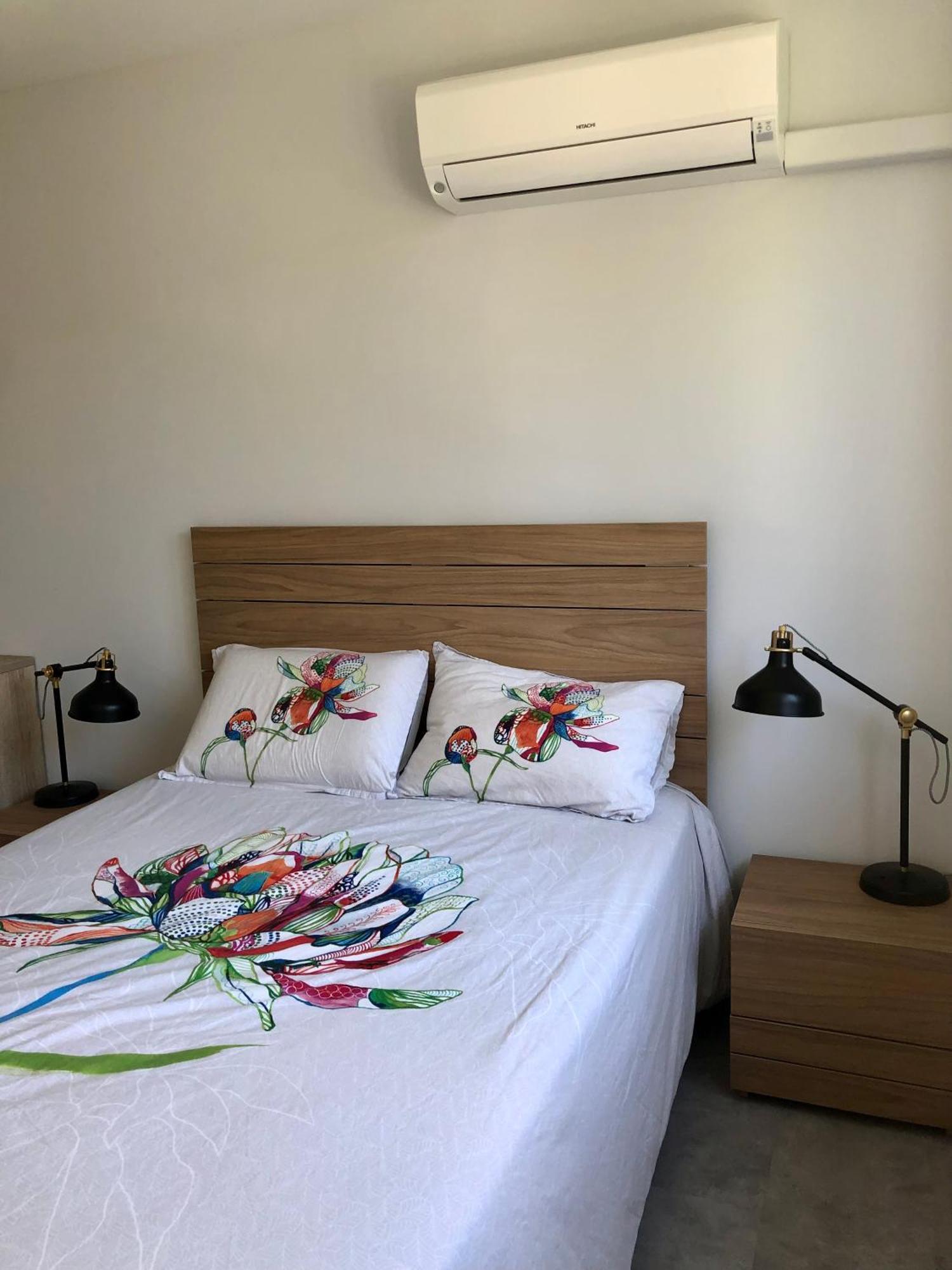 Chez Oma I 1 Appartement Independant Opi I 3 Chambres Privatives Avec Salle D Eau Et Salon Commun Cuisine Commune Wc Commun Patio Commun Awinion Zewnętrze zdjęcie